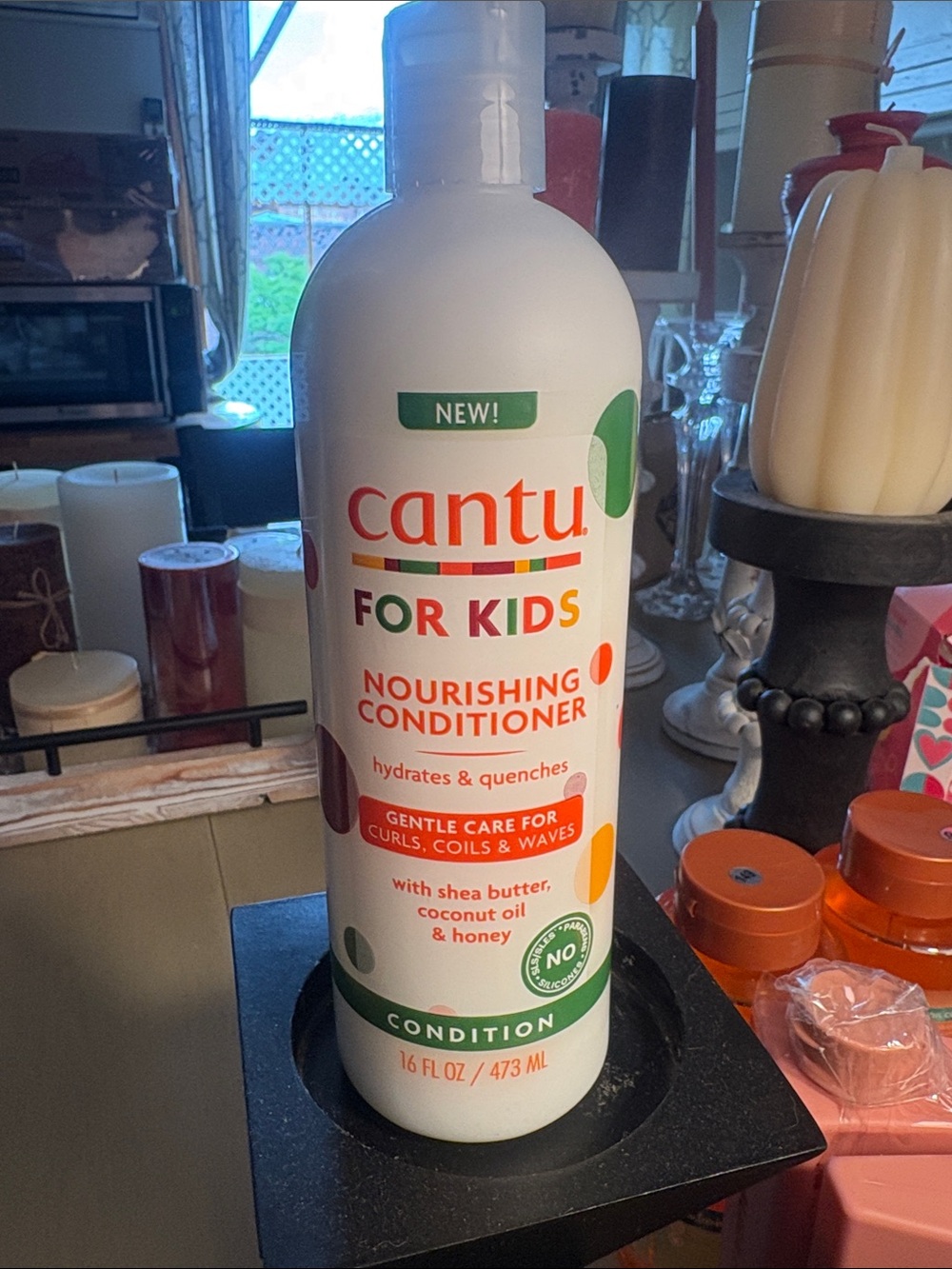 Cantu For Kids Nourishing Conditioner — White with Multicolor Accents